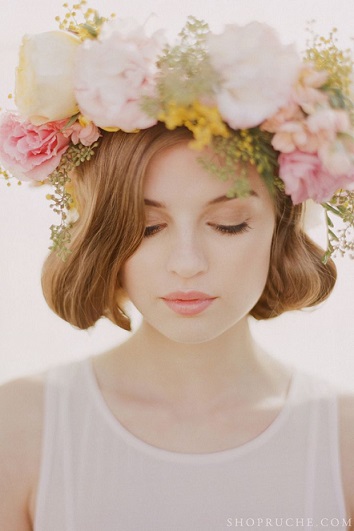 髪切りたい 結婚式前でも髪の長さで悩まない ボブの花嫁は世界一かわいい 大人のかわいいは3分でつくれる