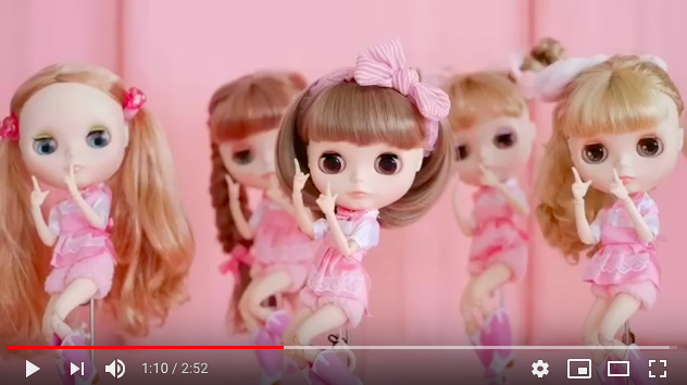 ブライス人形が動く まるで欅坂46やtwice 完コピダンスに人気急上昇 大人のかわいいは3分でつくれる